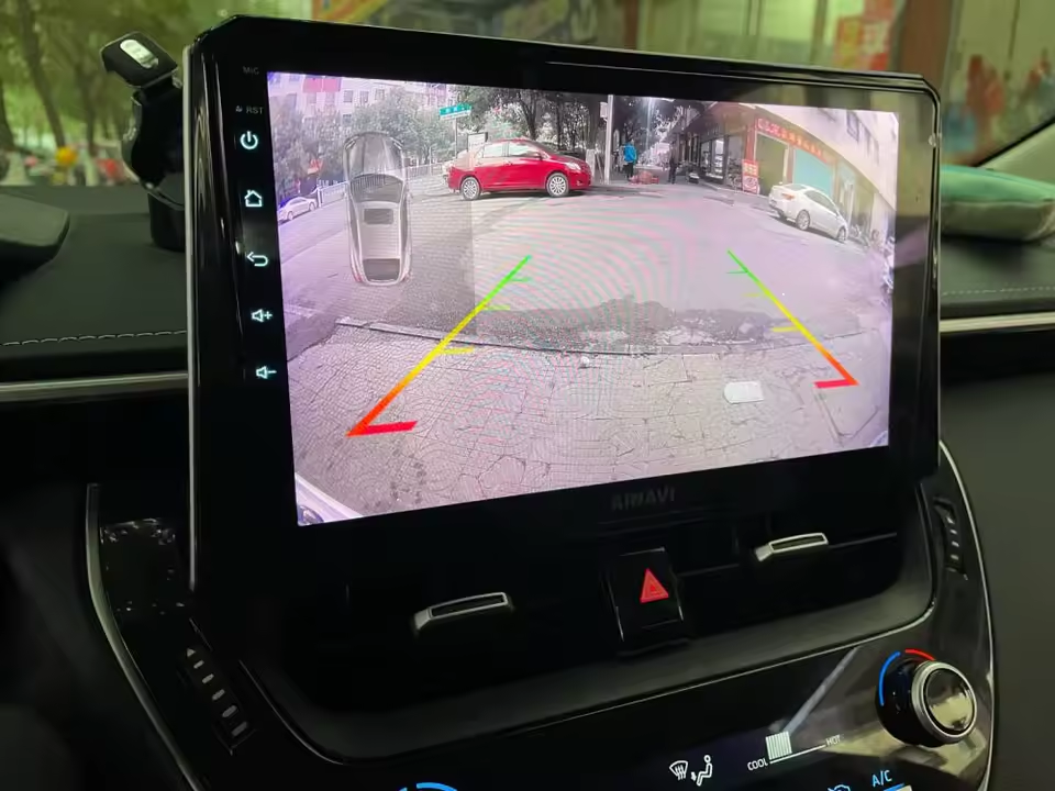 Toyota Corolla Auris 19-23 - 10,1" Radio m. Apple CarPlay og Android Auto, rearview camera display with guidelines.